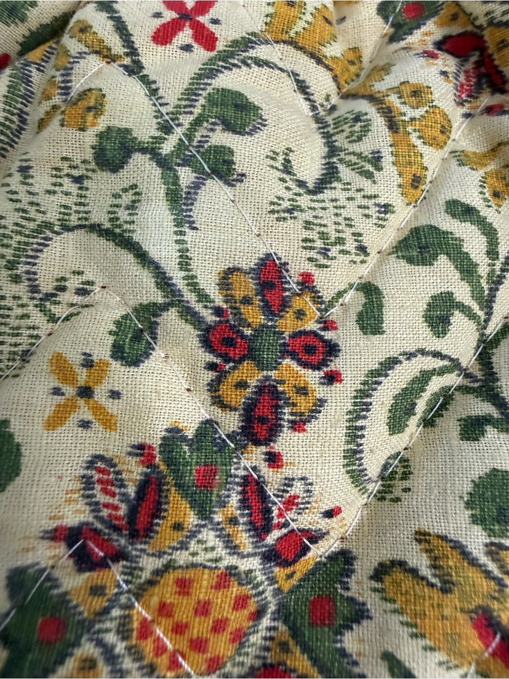Vintage Coin / Clutch Bag with Cream Floral Print Quilted with kiss lock - Picture 4 of 7